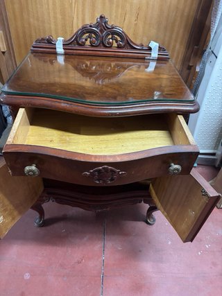 Cajonera madera antigua