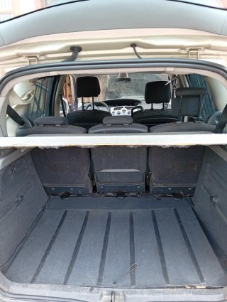 Renault escenic 2008