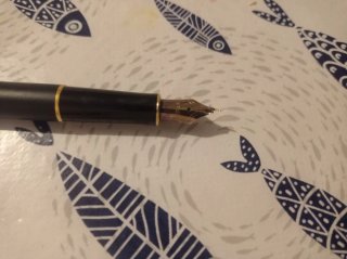 Bolígrafo Parker Antiguo Negro Dorado