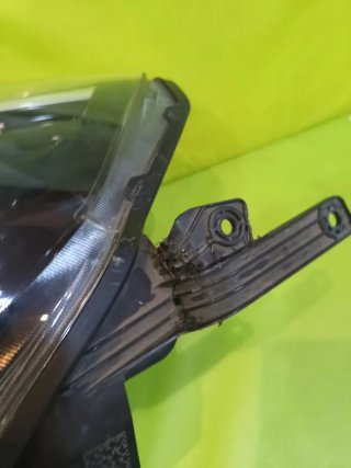 Faro Derecho Suzuki SX4 S-CROSS