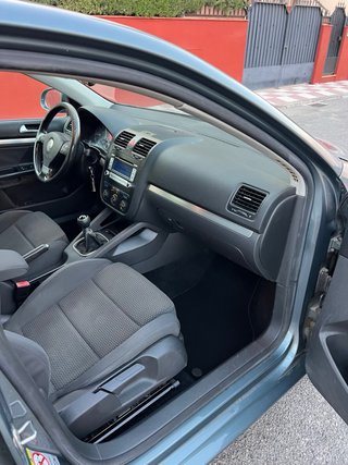 Volkswagen Jetta 2007 1.9 tdi 105cv