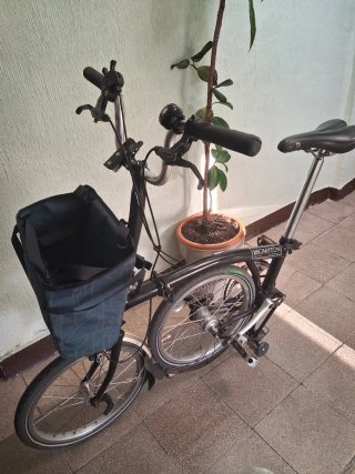 Bicicleta Brompton plegable