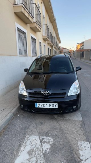 Toyota Verso 2006