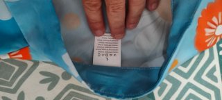Camisa de flores azul y multicolor