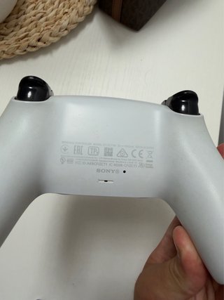 Mando PS5 Blanco (DRIFT JOYSTICK IZQUIERDO)