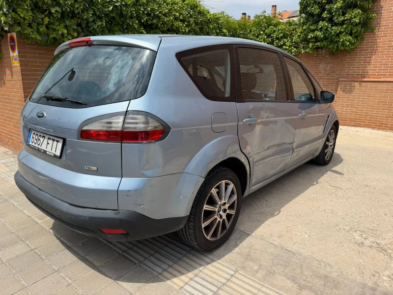 Ford S-MAX 2007 - foto 1