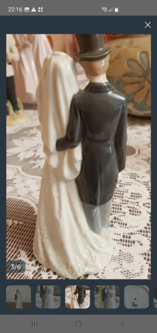 Figura de porcelana de novios
