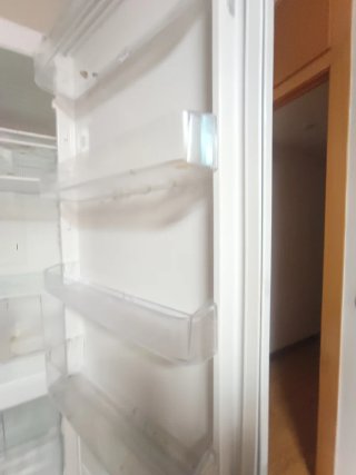 Nevera para repuestos para regalar