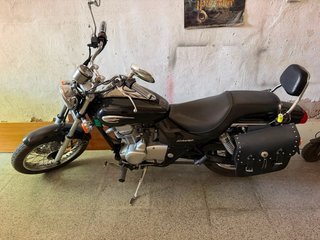 Moto Kawasaki Eliminator 125 Cruiser Negra