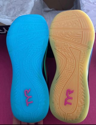Zapatillas TYR Nuevas Talla 40,5 EU
