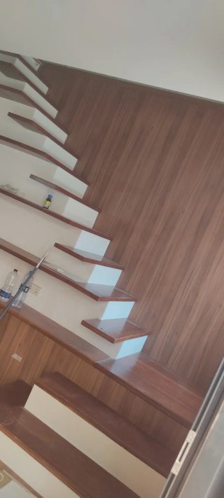 Escalera de madera
