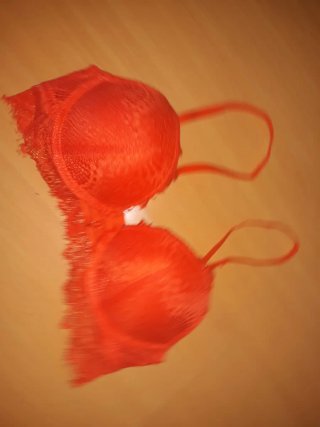 Sujetador encaje rojo 85B