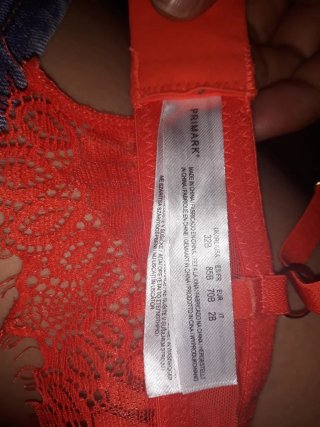 Sujetador encaje rojo 85B