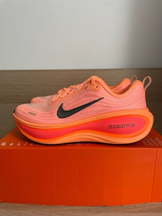 Nike ZoomX Vomero Plus Naranja/Rosa