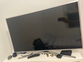 Samsung Smart TV 40 Plata