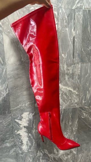 Botas altas rojas charol