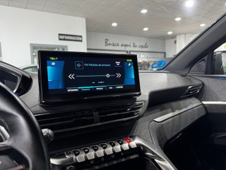 Peugeot 3008 225 eEAT8 Allure Pack (2023)