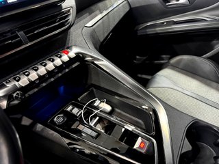 Peugeot 3008 225 eEAT8 Allure Pack (2023)
