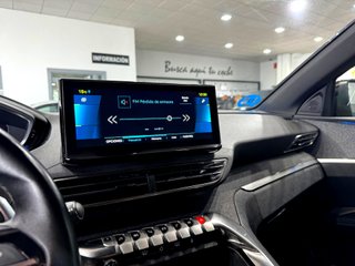 Peugeot 3008 225 eEAT8 Allure Pack (2023)