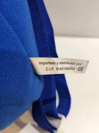 Mochila Shin Chan Azul y Rojo