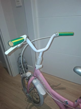 Bicicleta niña 14 rosa con ruedines