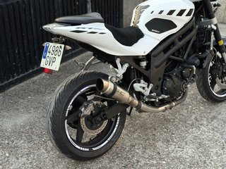 Hyosung GT650i Naked