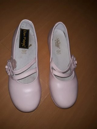Manoletinas piel talla 32