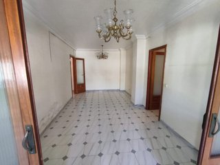 Casa en buen estado en un piso con ascensor