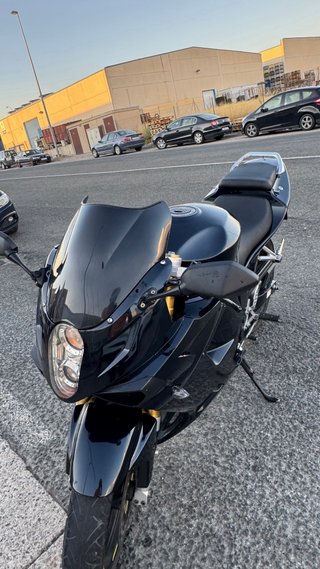 HYOSUNG GT 125 R Negra Deportiva