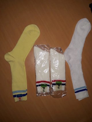 4 pares calcetines nuevos talla única