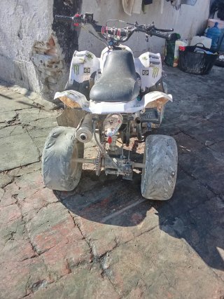 Moto de campo estilo motocross