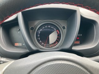 Toyota Urban Cruiser 2010