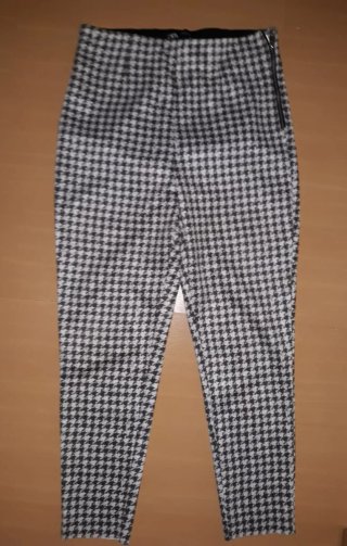 Pantalones de cuadros blanco y negro