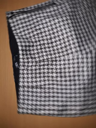 Pantalones de cuadros blanco y negro