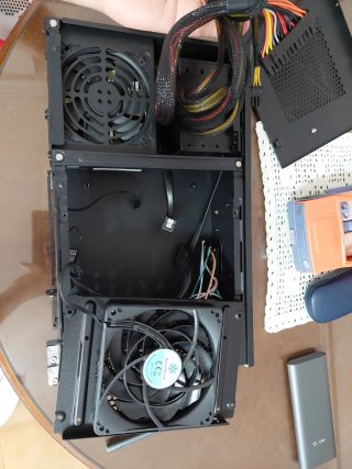 Caja HTPC Silverstone Mini ITX + fuente