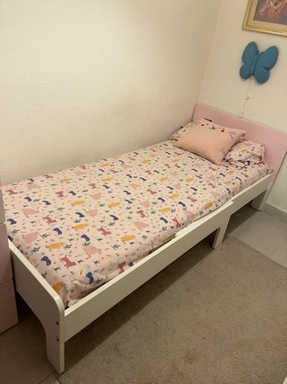 Cama infantil extensible IKEA (Sin colchon)