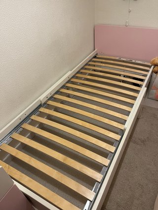 Cama infantil extensible IKEA (Sin colchon)