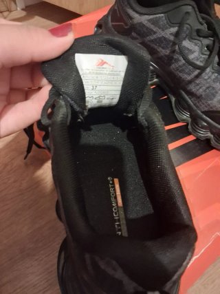 Zapatillas niño talla 37