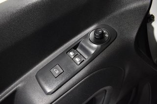 Peugeot Partner FURGÓN L1 600 KG 1.5 BLUEHDI 100 CV STANDARD