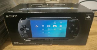 PSP-1004 Fat  + 11 juegos originales