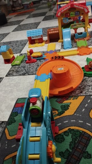 Circuito Tren y Granja VTech