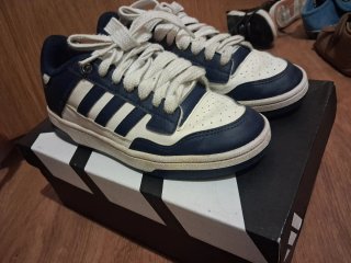 Adidas niño talla 37 1/2
