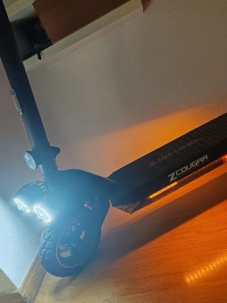 Patinete eléctrico Z WHEEL poco uso.Inscrip DGT