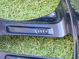 Llantas Originales Audi 18" - Impolutas
