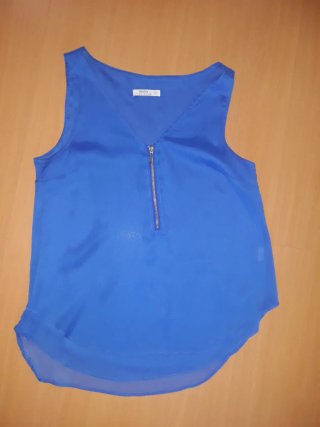 Blusa Bershka azul talla S