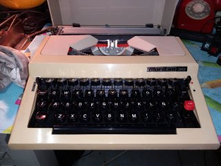 Máquina de escribir Maritsa 30