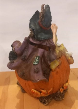 Hucha Figura Bruja Calabaza