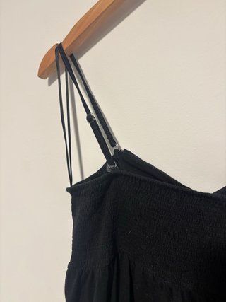 Vestido negro corto con lazo