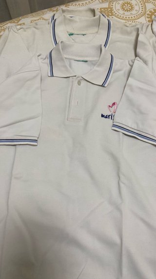 Lote 2 polos manga larga, 2 de corta y 2 talla S.