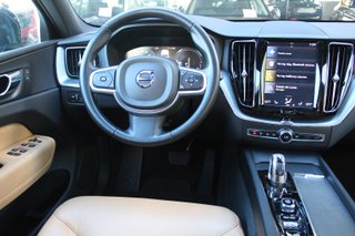 Volvo XC60 2.0 T8 AWD BUSINESS PLUS AUTO (2019)